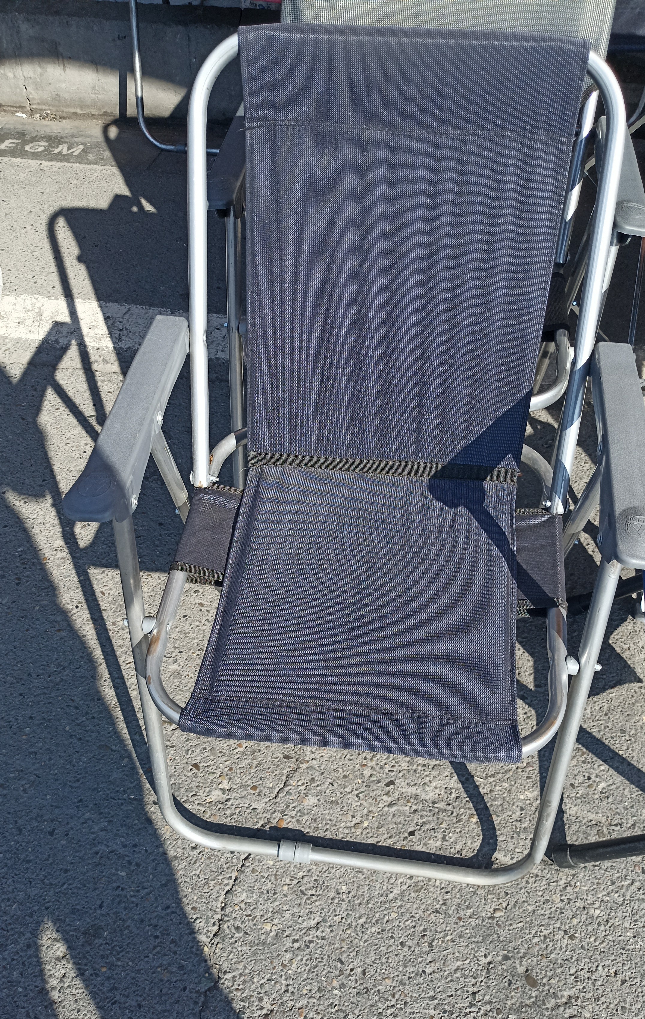 صندلی مسافرتی تاشو